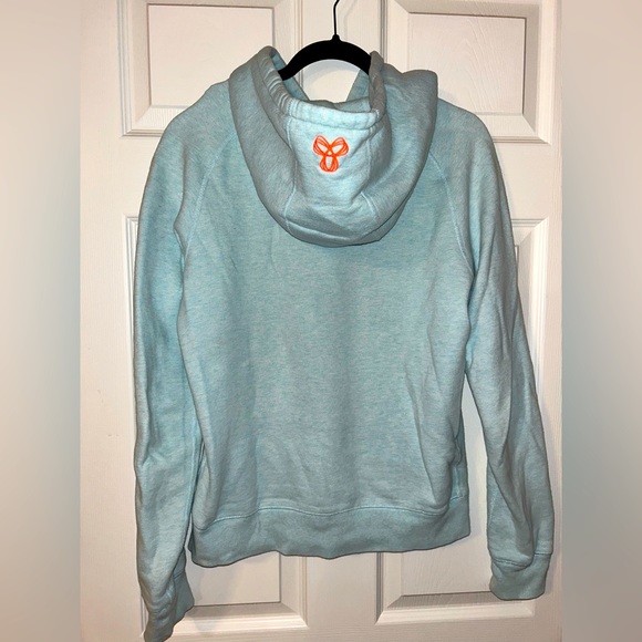 TNA Sweater - Picture 2 of 3